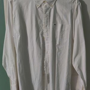 White long sleeve buttonnuo
